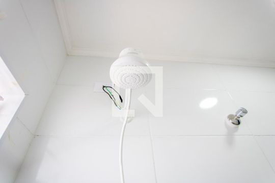 Banheiro de casa para alugar com 1 quarto, 25m² em Casa Branca, Santo André
