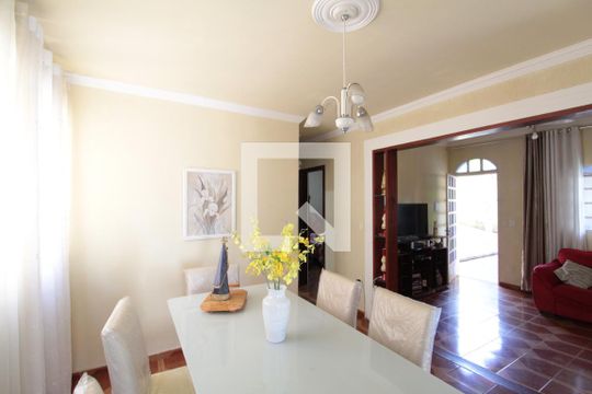 Copa de casa à venda com 3 quartos, 113m² em Jardim Guanabara, Belo Horizonte