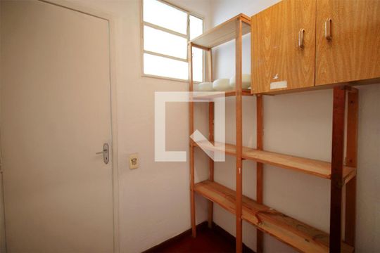 Quarto de Serviço de apartamento para alugar com 3 quartos, 75m² em Boa Vista, Belo Horizonte