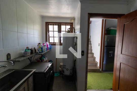 Área de Serviço de casa à venda com 3 quartos, 314m² em Ipanema, Porto Alegre