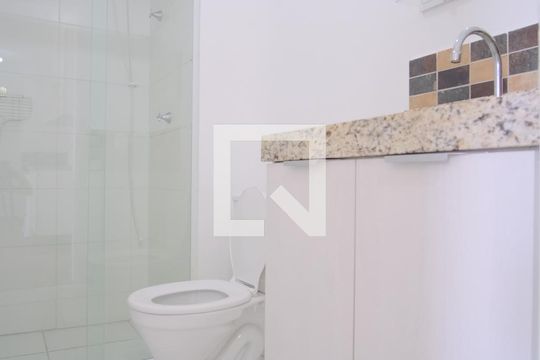 Banheiro de apartamento à venda com 2 quartos, 33m² em Cidade Mãe do Céu, São Paulo