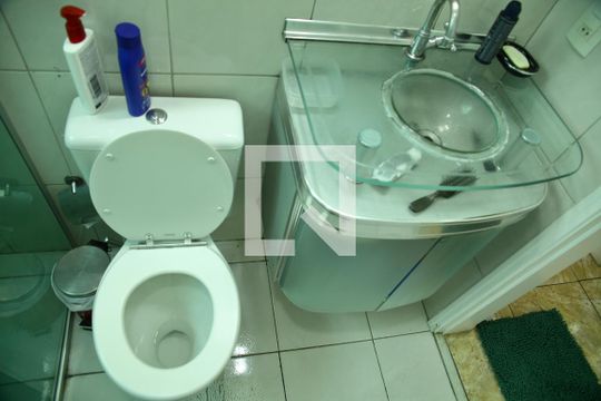 Banheiro de apartamento à venda com 2 quartos, 52m² em Paulicéia, São Bernardo do Campo