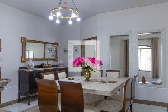 Copa de casa à venda com 3 quartos, 375m² em Camargos, Belo Horizonte