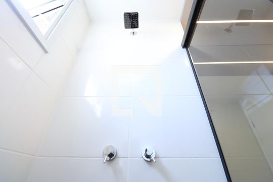Detalhe do Banheiro da Suite de apartamento à venda com 3 quartos, 93m² em Vila Ipojuca, São Paulo
