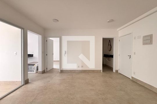 Sala de apartamento para alugar com 1 quarto, 64m² em Parque das Nações, Santo André