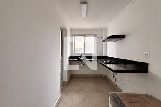 Cozinha de apartamento para alugar com 1 quarto, 64m² em Parque das Nações, Santo André