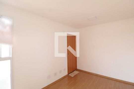 Sala de apartamento para alugar com 2 quartos, 50m² em Jardim Patricia, Uberlândia
