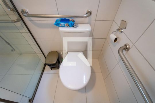 Banheiro de apartamento à venda com 2 quartos, 47m² em Vila Graciosa, São Paulo