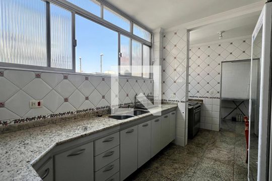 Cozinha de apartamento para alugar com 3 quartos, 201m² em Jardim Paulista, São Paulo