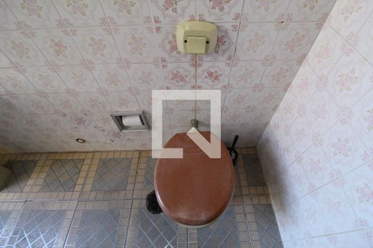 Área de serviço - Banheiro de casa à venda com 4 quartos, 410m² em Pechincha, Rio de Janeiro