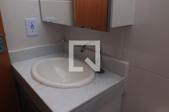 Banheiro de kitnet/studio à venda com 0 quarto, 18m² em Vila Matilde, São Paulo
