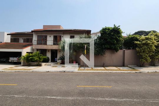 Fachada  de casa de condomínio à venda com 5 quartos, 538m² em Jardim Santa Teresa, Jundiaí