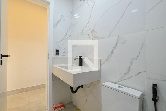 Casa à venda com 3 quartos, 223m² em Itaipu, Niterói