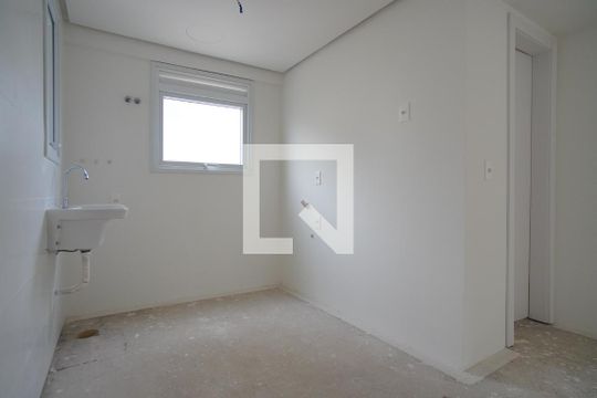 Cozinha de apartamento à venda com 1 quarto, 54m² em Três Figueiras, Porto Alegre