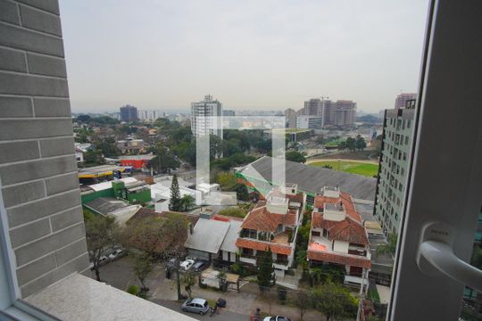 Sala - Vista de apartamento à venda com 1 quarto, 54m² em Três Figueiras, Porto Alegre