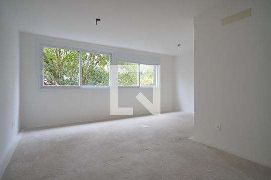 Apartamento à venda com 1 quarto, 54m² em Três Figueiras, Porto Alegre