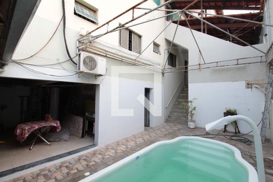 Piscina de casa à venda com 6 quartos, 200m² em Xodó Marize, Belo Horizonte