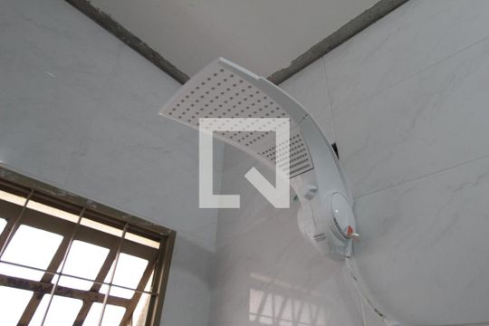 Banheiro da Suite de casa à venda com 6 quartos, 200m² em Xodó Marize, Belo Horizonte