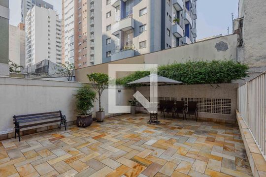 Área comum de apartamento à venda com 2 quartos, 66m² em Pinheiros, São Paulo