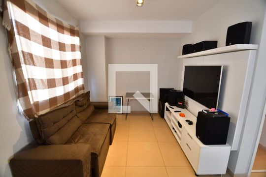 Sala de casa de condomínio à venda com 3 quartos, 98m² em Parque Imperador, Campinas