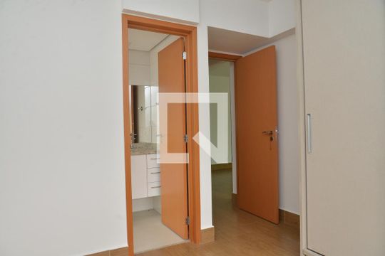 Quarto Suite 1 de apartamento para alugar com 2 quartos, 78m² em Centro, Santo André