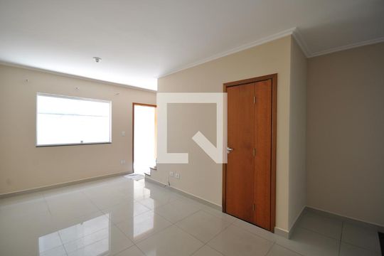 Casa de Condomínio à venda com 2 quartos, 60m² em Vila Medeiros, São Paulo
