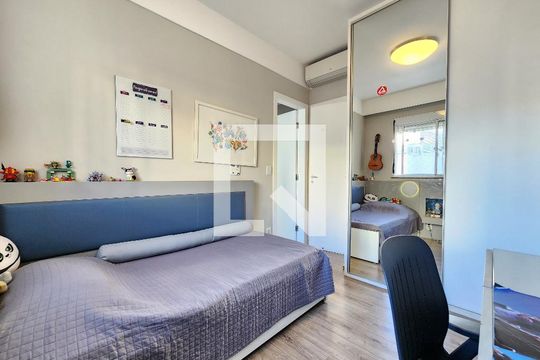 Quarto Suíte 2 de apartamento à venda com 4 quartos, 156m² em Santo Antônio, Belo Horizonte