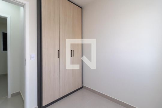 Quarto 1 de apartamento para alugar com 2 quartos, 36m² em Vila Pauliceia, São Paulo