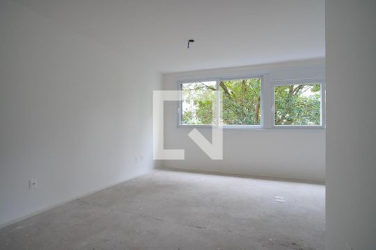 Sala de apartamento à venda com 1 quarto, 54m² em Três Figueiras, Porto Alegre