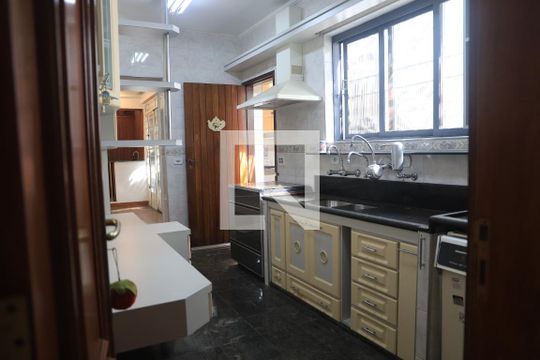 Cozinha de casa à venda com 3 quartos, 140m² em Planalto Paulista, São Paulo