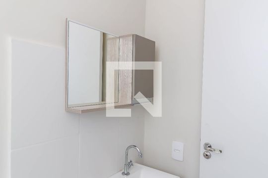 Banheiro de apartamento à venda com 3 quartos, 60m² em Jardim Carlos Gomes, Jundiaí
