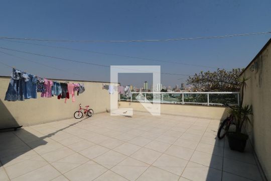 Quintal de apartamento à venda com 3 quartos, 140m² em Jardim Santo Antônio, Santo André