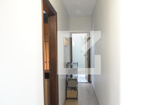 Corredor de casa à venda com 2 quartos, 130m² em Vila Moinho Velho, São Paulo