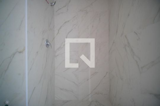 Banheiro da Suíte de apartamento à venda com 1 quarto, 43m² em Petrópolis, Porto Alegre