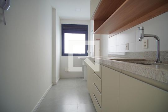 Cozinha de apartamento à venda com 1 quarto, 49m² em Petrópolis, Porto Alegre