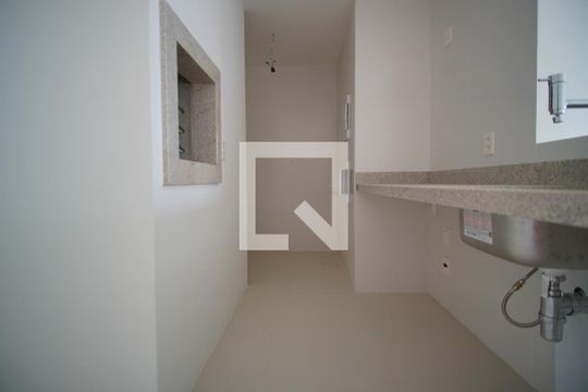 Cozinha de apartamento à venda com 1 quarto, 43m² em Petrópolis, Porto Alegre