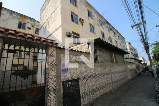 Fachada do Prédio de apartamento à venda com 4 quartos, 105m² em Olaria, Rio de Janeiro