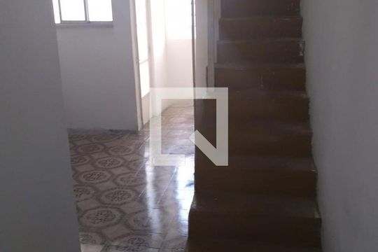 Casa para alugar com 2 quartos, 205m² em Vila Oratorio, São Paulo