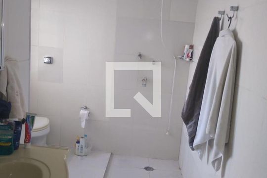 Casa para alugar com 2 quartos, 205m² em Vila Oratorio, São Paulo