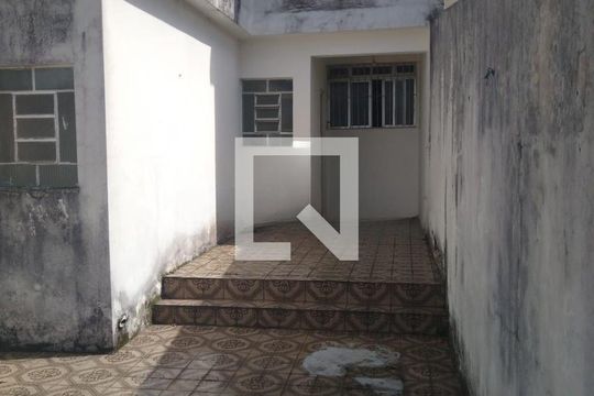 Casa para alugar com 2 quartos, 205m² em Vila Oratorio, São Paulo