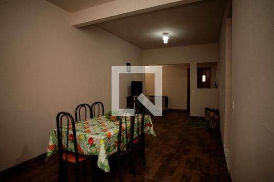 Casa à venda com 5 quartos, 360m² em Jardim Canada, Nova Lima