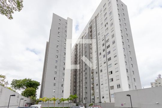 Fachada de apartamento para alugar com 2 quartos, 33m² em Santo Amaro, São Paulo