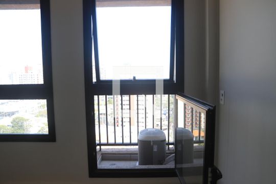 Varanda de kitnet/studio à venda com 0 quarto, 21m² em Vila Mariana, São Paulo