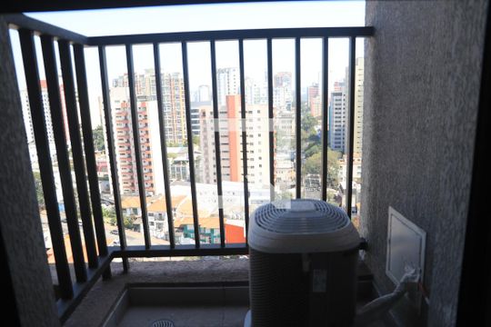Varanda de kitnet/studio à venda com 0 quarto, 21m² em Vila Mariana, São Paulo