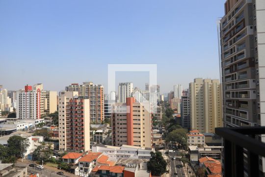 Varanda vista de kitnet/studio à venda com 0 quarto, 21m² em Vila Mariana, São Paulo