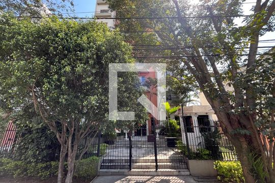 Fachada de apartamento para alugar com 2 quartos, 60m² em Vila Alexandria, São Paulo