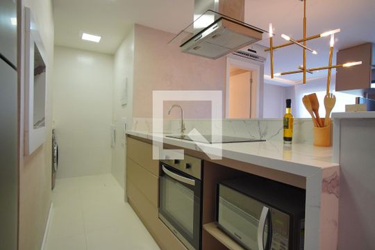 Cozinha de kitnet/studio à venda com 1 quarto, 44m² em Petrópolis, Porto Alegre