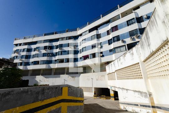 Fachada de apartamento para alugar com 2 quartos, 60m² em Rio Vermelho, Salvador