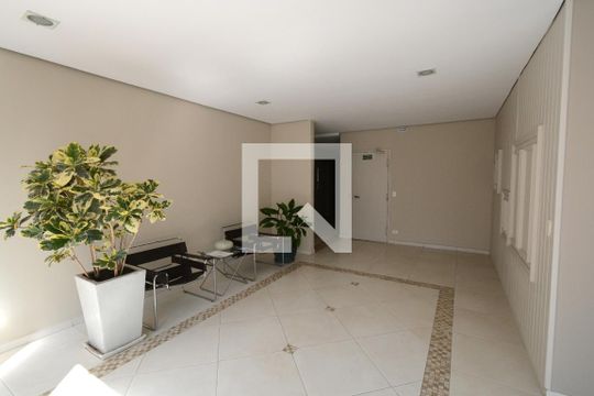 Hall social de apartamento para alugar com 3 quartos, 62m² em Jardim Umuarama, São Paulo