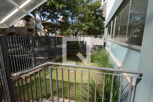 Área comum de apartamento para alugar com 3 quartos, 62m² em Jardim Umuarama, São Paulo